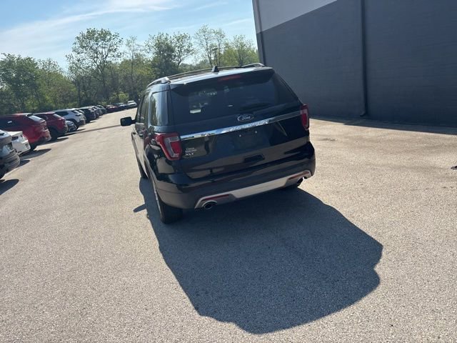 Certified 2017 Ford Explorer XLT w/ Equipment Group 202A FWD image 36
