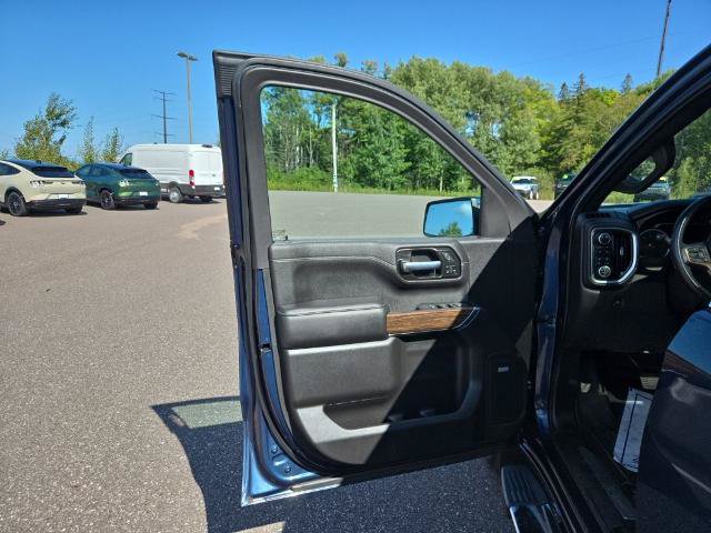 Used 2021 Chevrolet Silverado 1500 High Country w/ Safety Package II AWD/4WD image 31