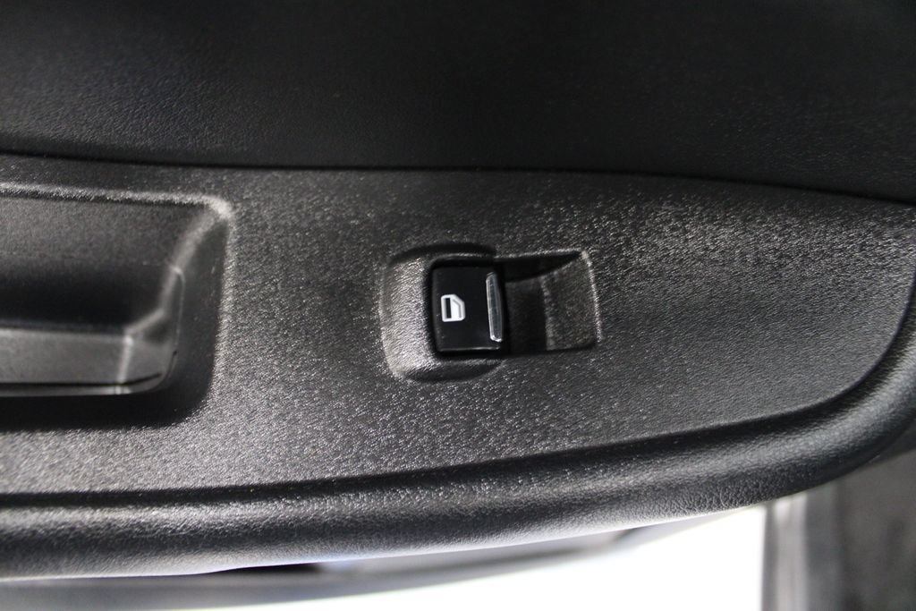 Certified 2024 Ford Edge SEL AWD/4WD image 38