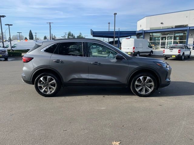 Certified 2024 Ford Escape Platinum image 9