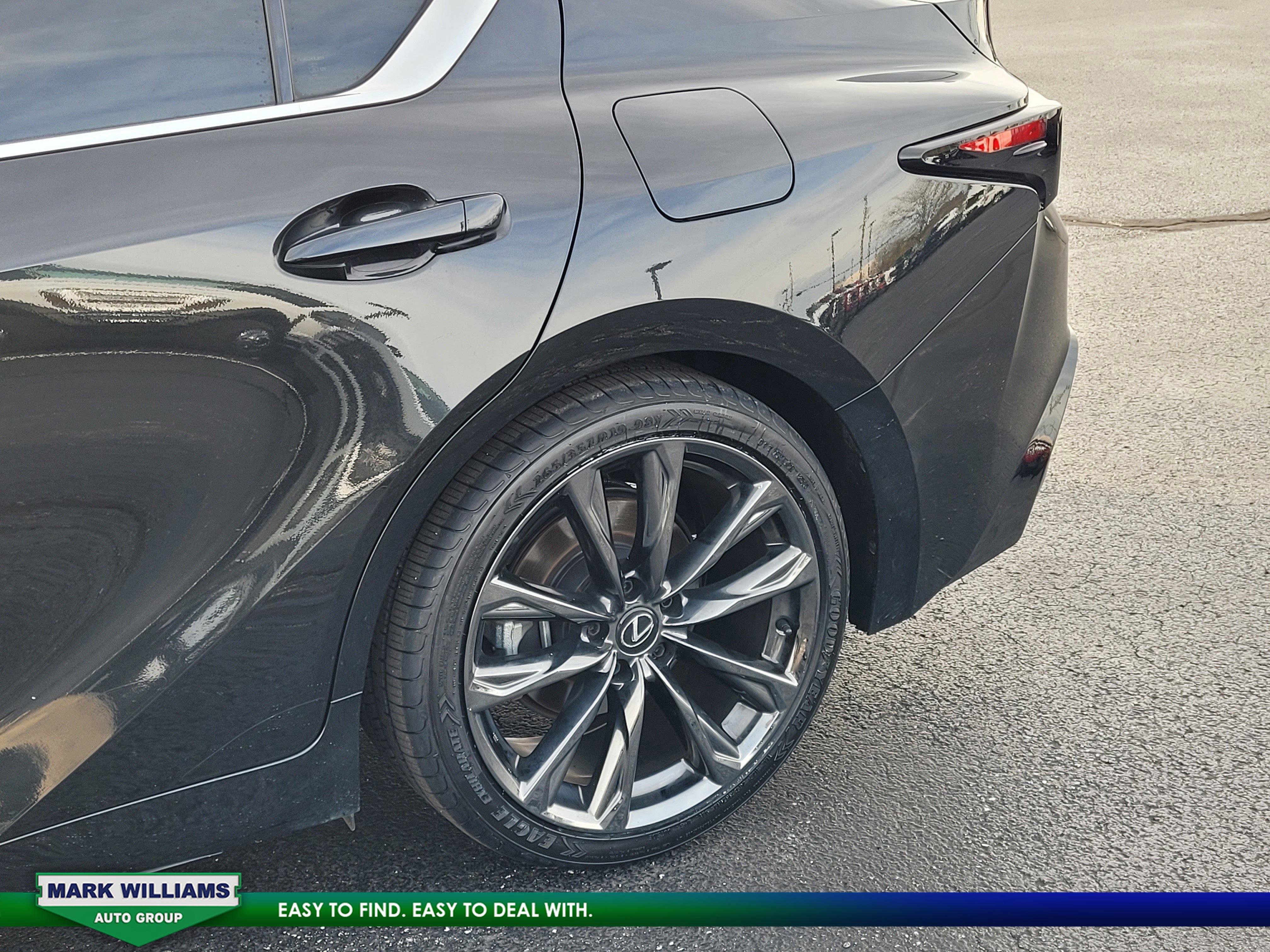 Used 2023 Lexus IS 350 F Sport image 10