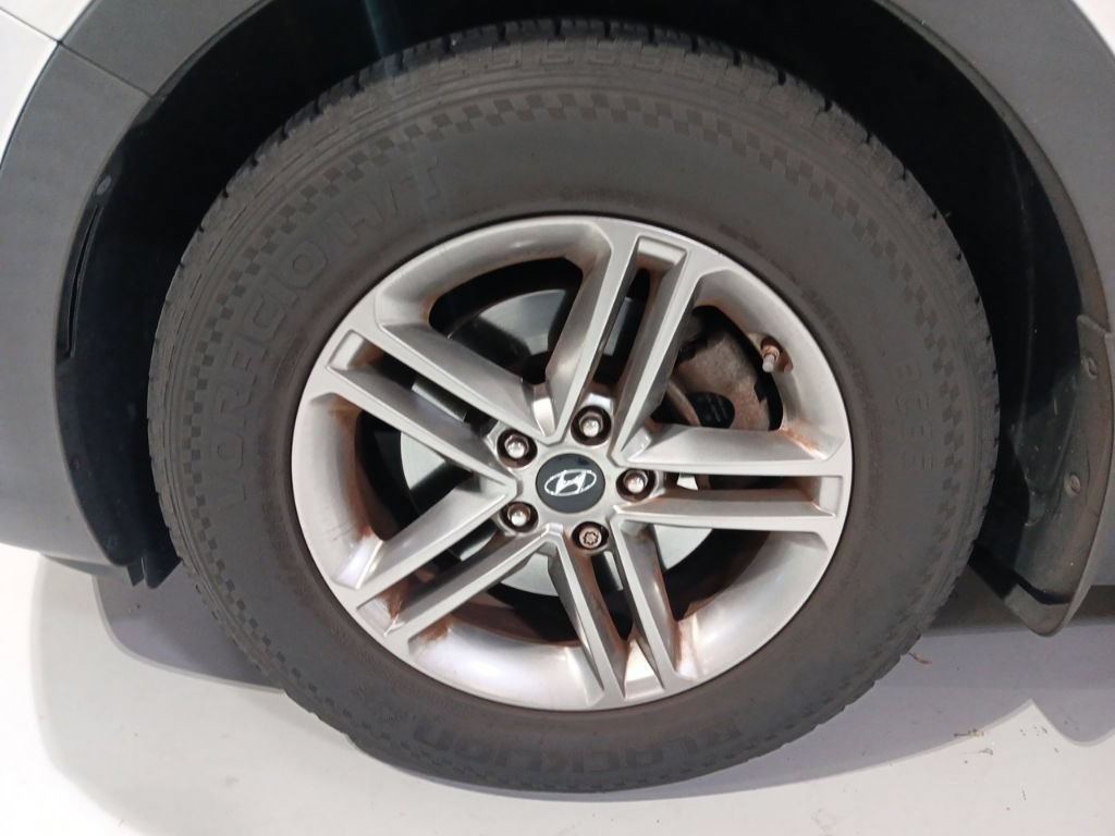 Used 2017 Hyundai Santa Fe Sport AWD/4WD image 18
