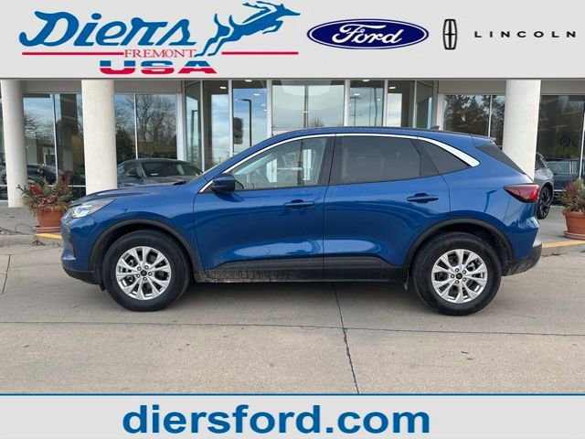 Certified 2023 Ford Escape Active w/ Tech Pack #2 image 2