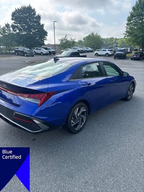 Used 2025 Hyundai Elantra SEL FWD image 5