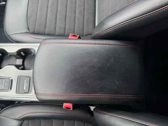 Certified 2024 Ford Edge ST-Line AWD/4WD image 15