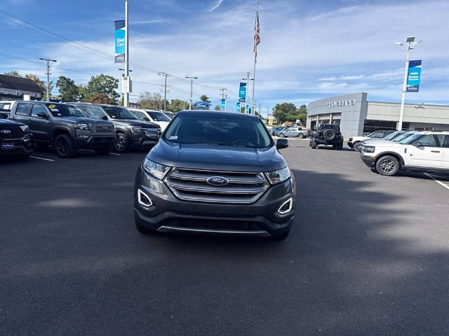 Certified 2017 Ford Edge Titanium w/ Equipment Group 301A AWD/4WD image 2