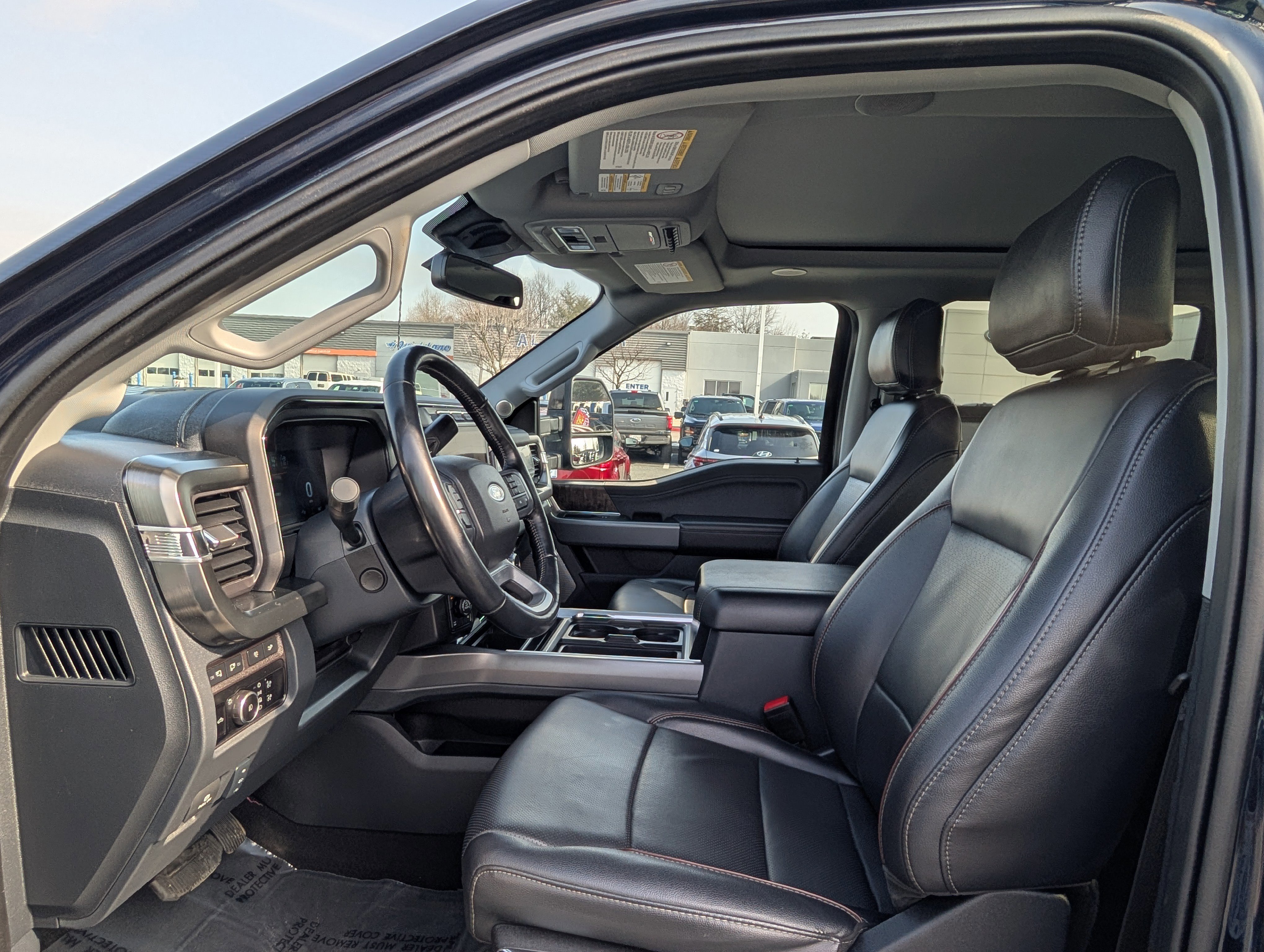 Certified 2024 Ford F350 Lariat w/ Lariat Ultimate Package image 16