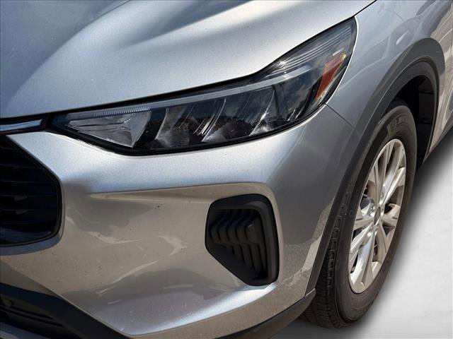 Certified 2023 Ford Escape Active w/ Tech Pack #2 FWD image 9