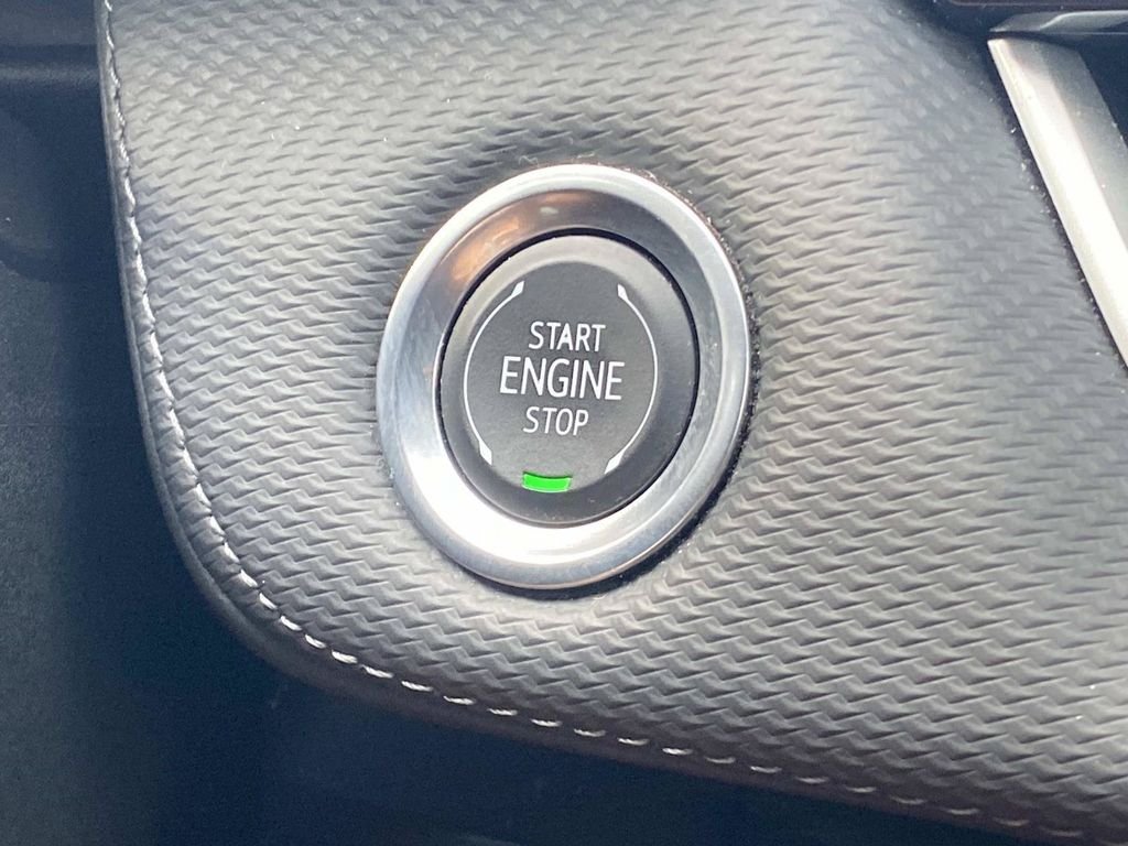 Used 2025 Chevrolet Equinox LT w/ Convenience Package II FWD image 28