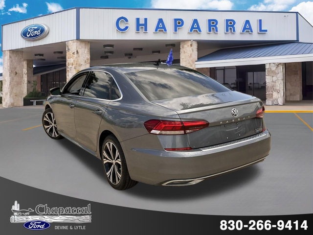 Used 2021 Volkswagen Passat 2.0T SE FWD image 4