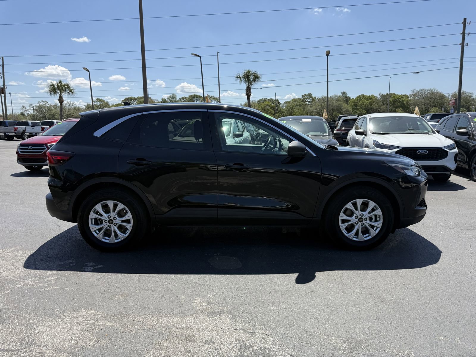 Certified 2024 Ford Escape Active w/ Cold Weather Package FWD image 3