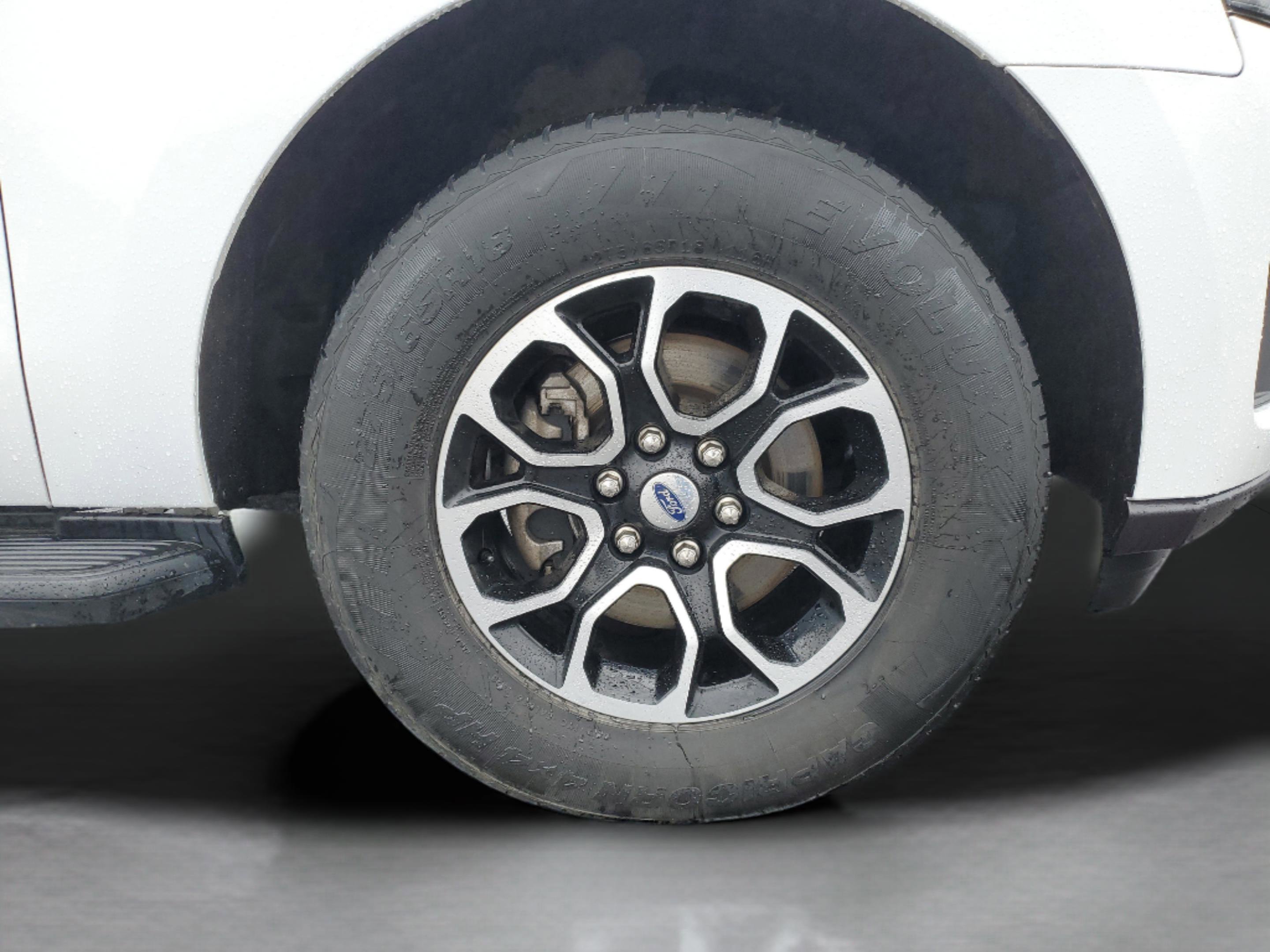 Certified 2023 Ford Expedition Max XLT image 5