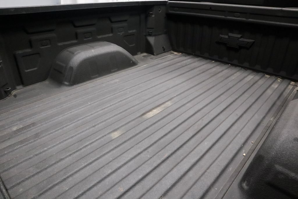 Used 2021 Chevrolet Silverado 1500 RST w/ Convenience Package II AWD/4WD image 14