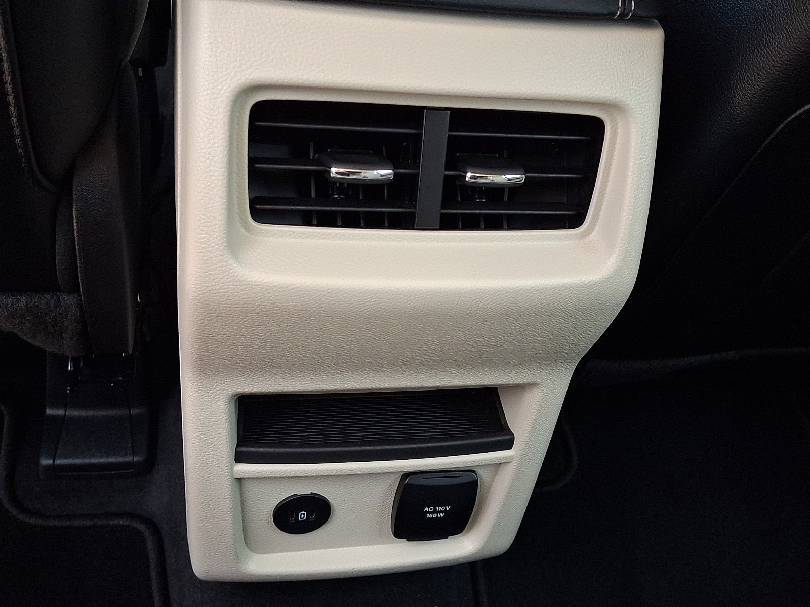 Certified 2022 Ford Edge Titanium AWD/4WD image 12