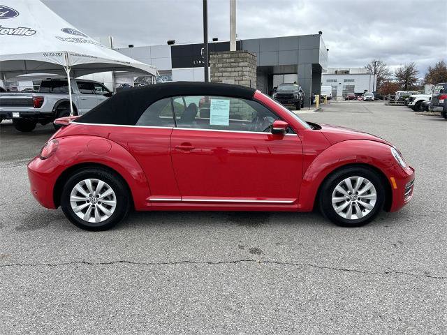 Used 2018 Volkswagen Beetle 2.0T S image 3