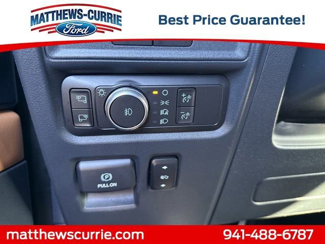 Certified 2022 Ford Expedition Platinum image 28