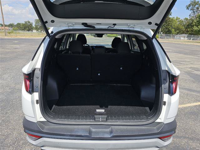 Used 2025 Hyundai Tucson SEL FWD image 9