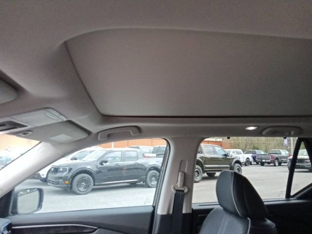 Used 2023 Honda Pilot Elite image 14