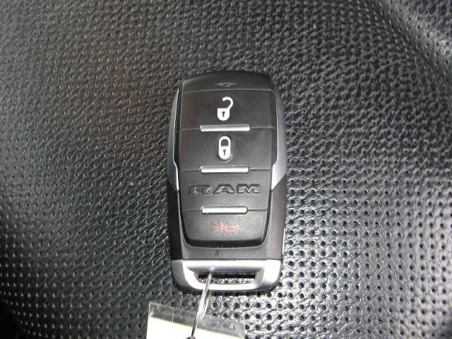 Used 2022 RAM 1500 Rebel w/ Night Edition image 37