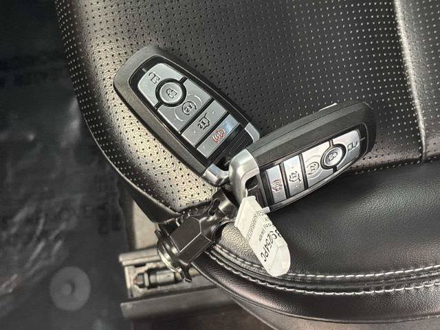 Certified 2024 Ford Escape Platinum AWD/4WD image 31