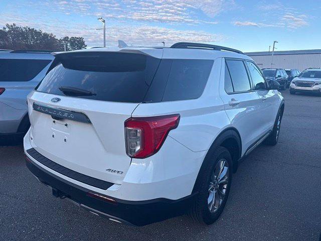 Certified 2023 Ford Explorer XLT w/ Equipment Group 202A AWD/4WD image 16