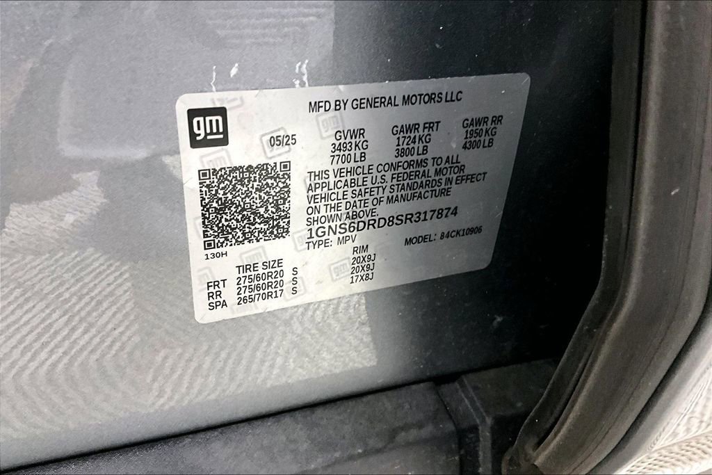 Used 2025 Chevrolet Suburban Z71 image 27