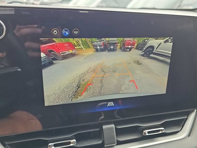 Used 2025 Chevrolet Equinox LT FWD image 27