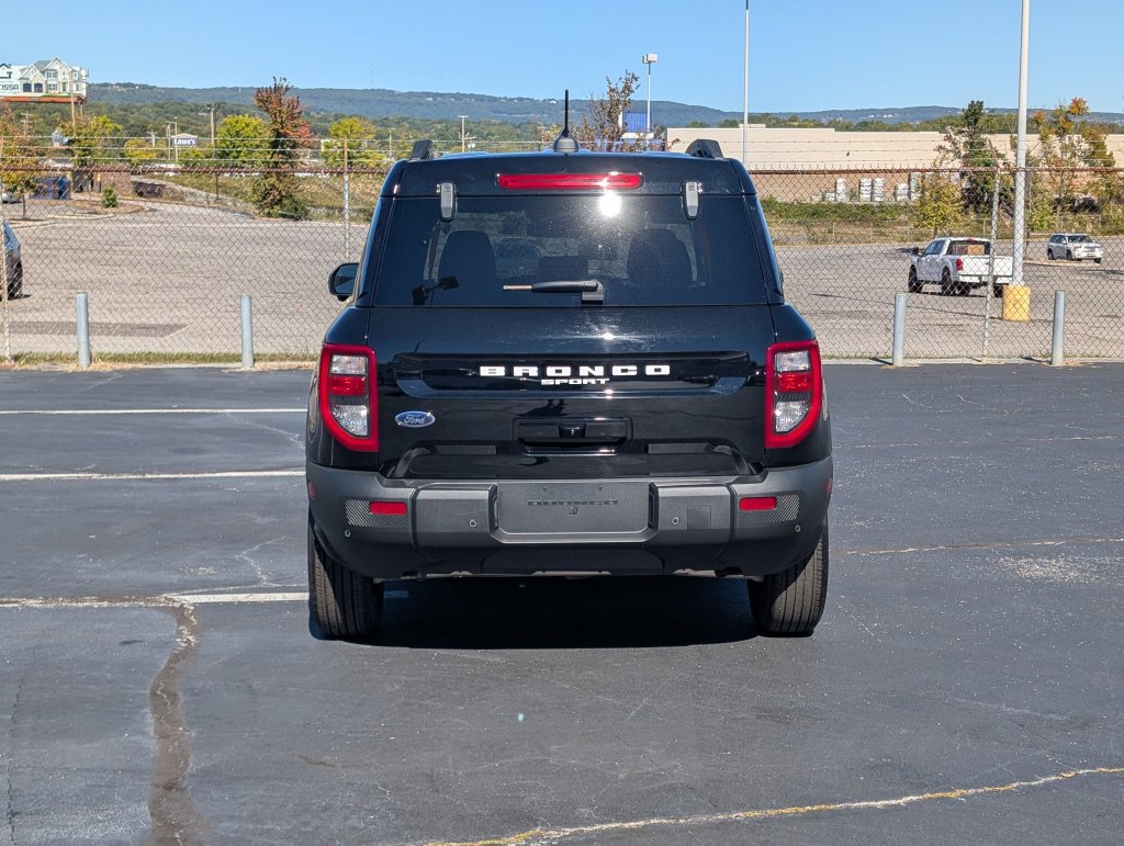 Certified 2025 Ford Bronco Sport Outer Banks w/ Outer Banks Tech Package+ AWD/4WD image 8