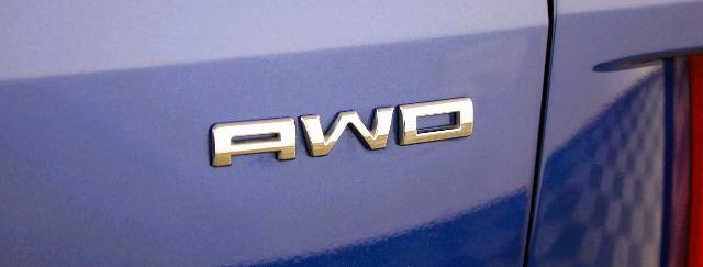 Certified 2022 Ford Escape Titanium w/ Class II Trailer Tow Package AWD/4WD image 37
