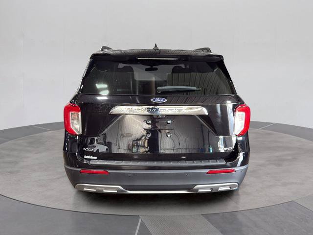 Certified 2023 Ford Explorer XLT w/ Equipment Group 202A AWD/4WD image 5