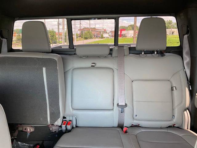 Used 2022 GMC Sierra 1500 SLT w/ SLT Premium Package AWD/4WD image 27