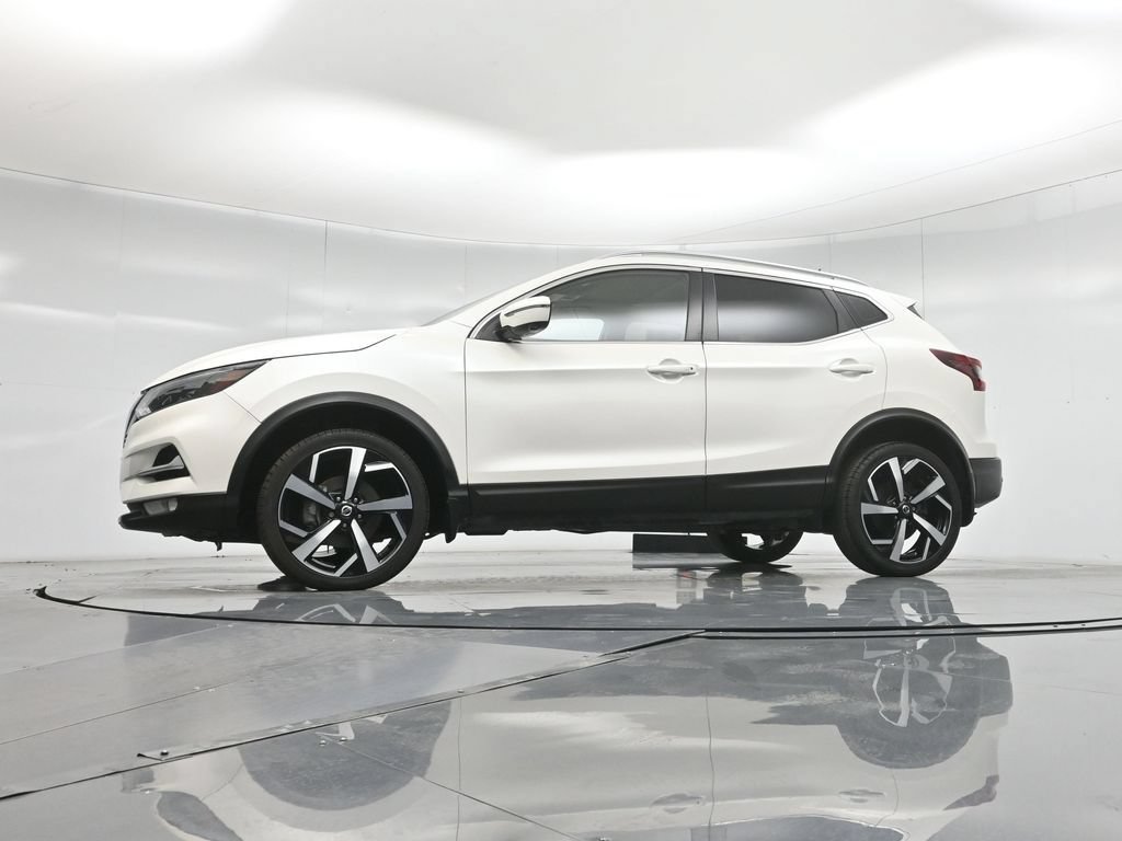 Used 2020 Nissan Rogue Sport SL w/ Premium Package FWD image 8
