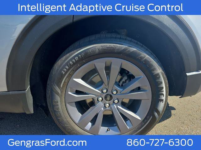 Certified 2022 Ford Explorer XLT w/ Equipment Group 202A AWD/4WD image 13