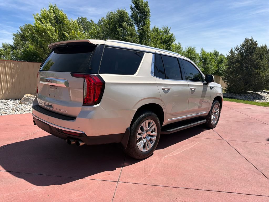 Used 2021 GMC Yukon Denali w/ Advanced Technology Package AWD/4WD image 8