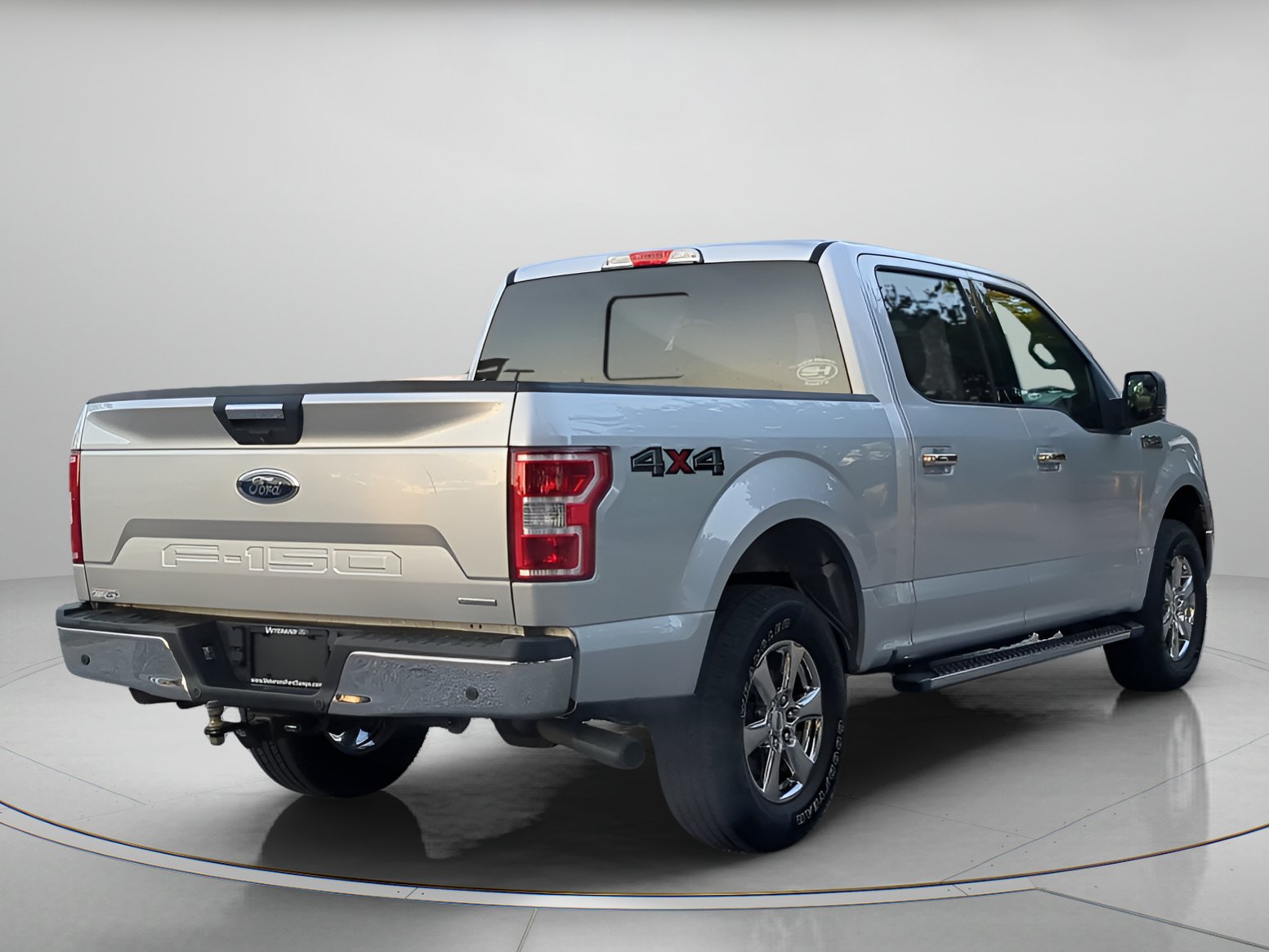 Certified 2019 Ford F150 XLT w/ Equipment Group 302A Luxury AWD/4WD image 40
