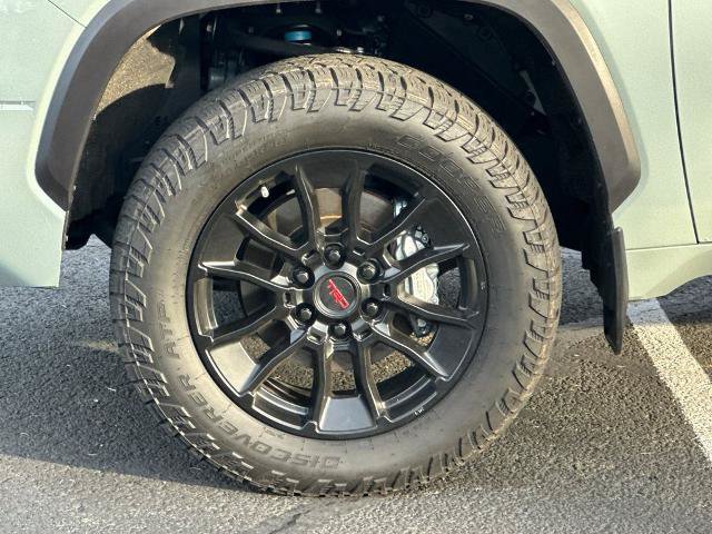 Used 2024 Toyota Tundra Limited w/ TRD Off-Road Package AWD/4WD image 23