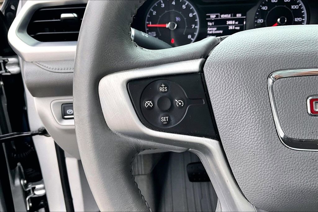 Used 2017 GMC Acadia SLE w/ LPO, Floor Liner Package image 18