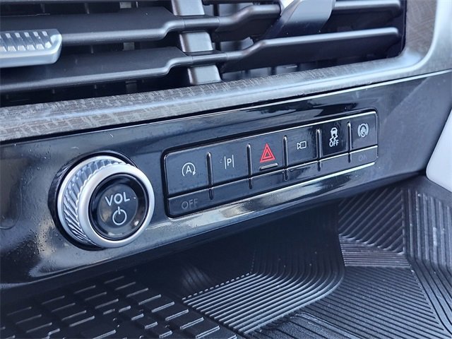 Certified 2025 Ford Explorer Platinum w/ LUX Leather Package image 28