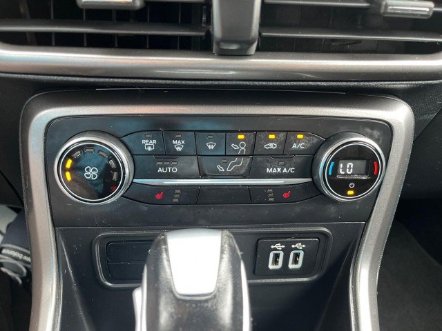 Certified 2019 Ford EcoSport SE AWD/4WD image 17
