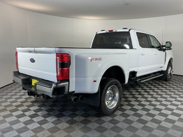 Certified 2025 Ford F450 Lariat w/ FX4 Off-Road Package image 2