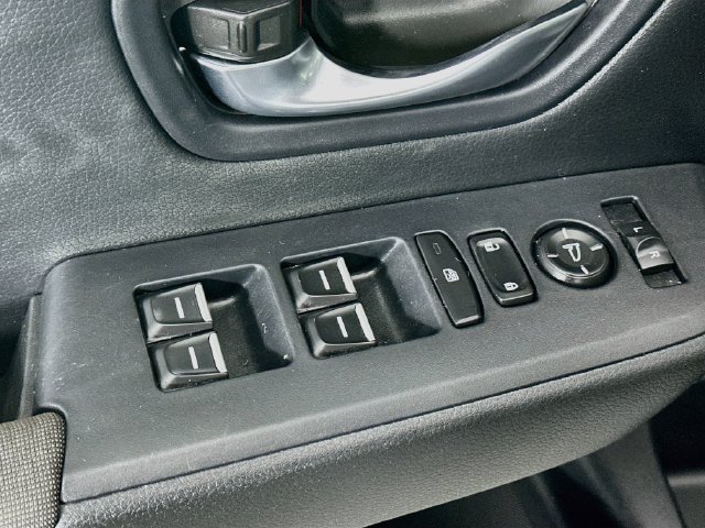 Used 2025 Honda Pilot Sport image 23