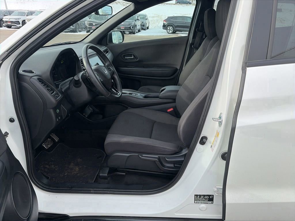 Used 2022 Honda HR-V Sport image 9