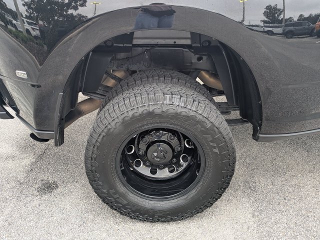 Used 2025 RAM 3500 Laramie AWD/4WD image 11