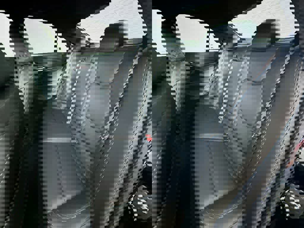 Used 2020 Cadillac CT4 Luxury w/ Cold Weather Package image 17