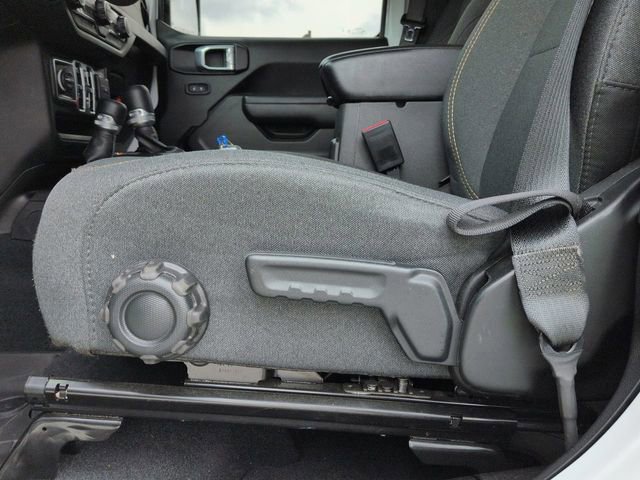 Used 2024 Jeep Wrangler Sport S image 20