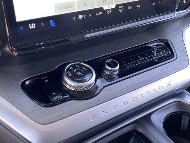 Certified 2025 Ford Expedition Max Platinum AWD/4WD image 27