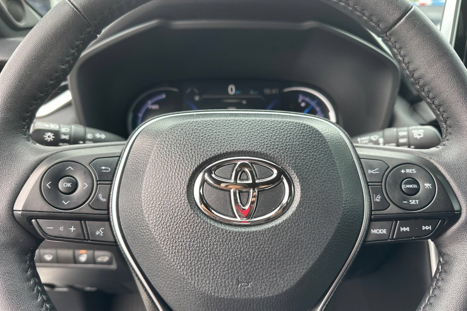 Used 2021 Toyota RAV4 XSE AWD/4WD image 26