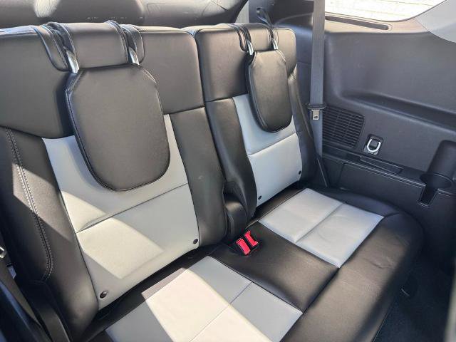 Certified 2023 Ford Explorer XLT w/ Equipment Group 202A AWD/4WD image 21