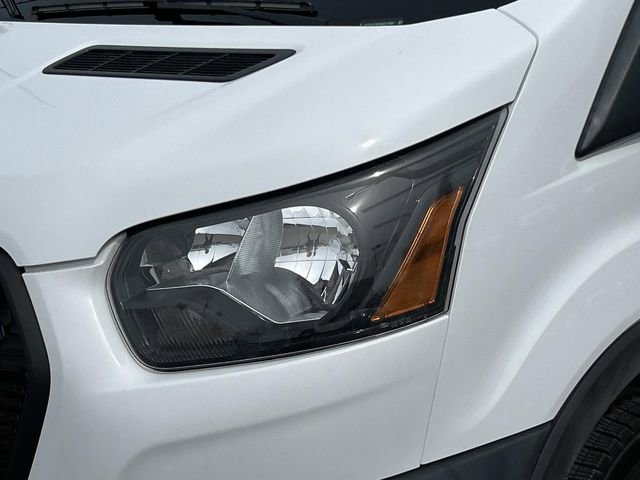 Certified 2022 Ford Transit 150 Medium Roof RWD image 9