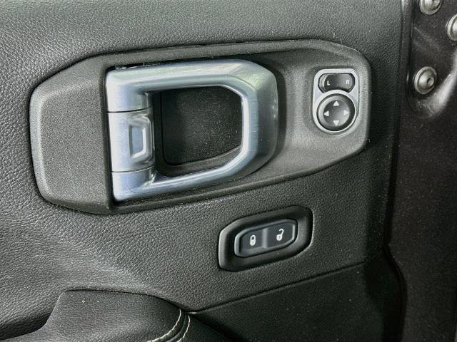 Used 2021 Jeep Wrangler Unlimited Sahara w/ Cold Weather Group AWD/4WD image 19